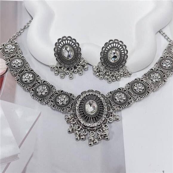 Vintage Austrian Crystal Kundan Necklace Earrings Jewelry Set for Women - Picture 6 of 6